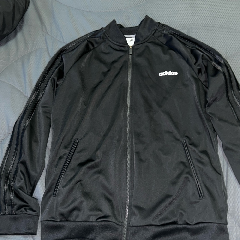 Adidas ✨ Zip Up 🖤